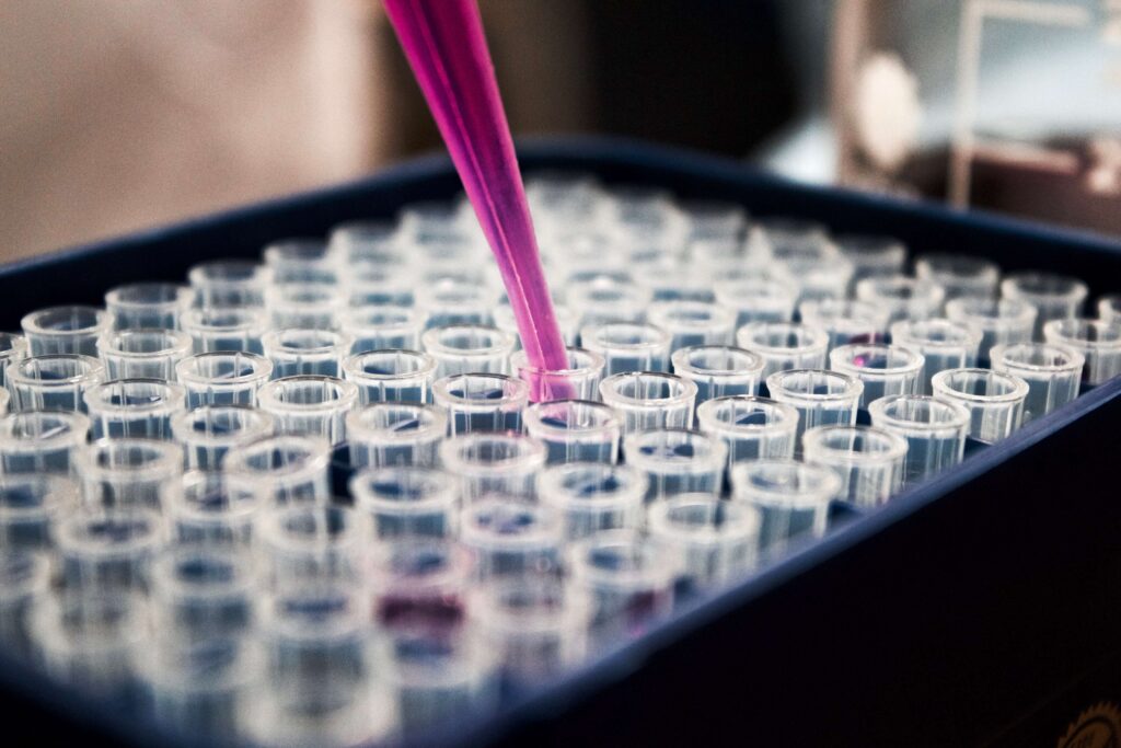 Pipetjes in laboratorium